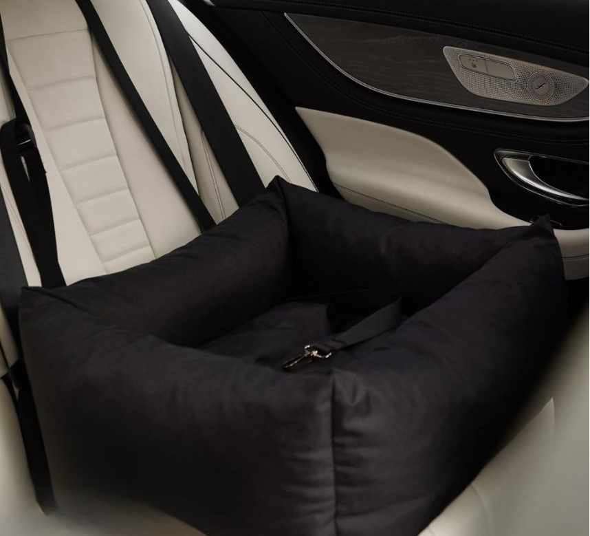 Viksu Turva koiran autoistuin musta 50×55×17 cm