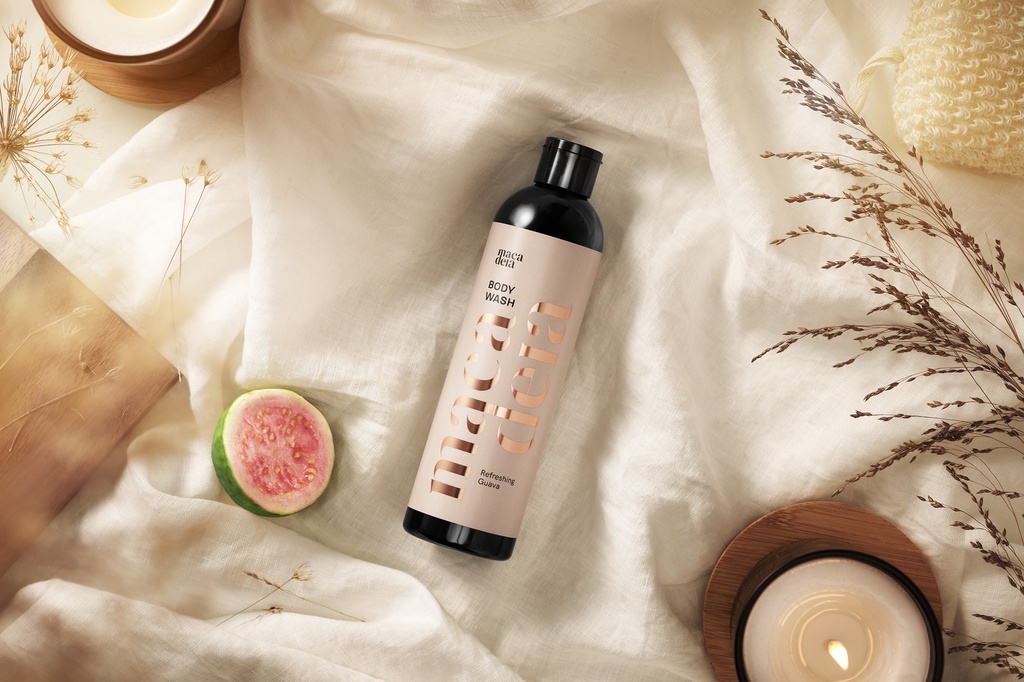 Macadeia suihkusaippua 300ml Refreshing Guava